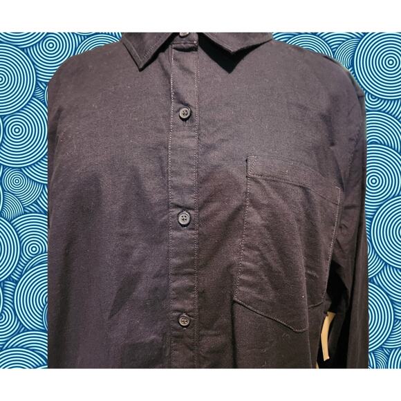 Women's Amazon Essentials Long Sleeve Button-Down Shirt - Picture 3 of 7
